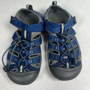 Keen Newport H2 Dark Blue Drawstring Hiking Sandals Shoes Size Little Kid 2